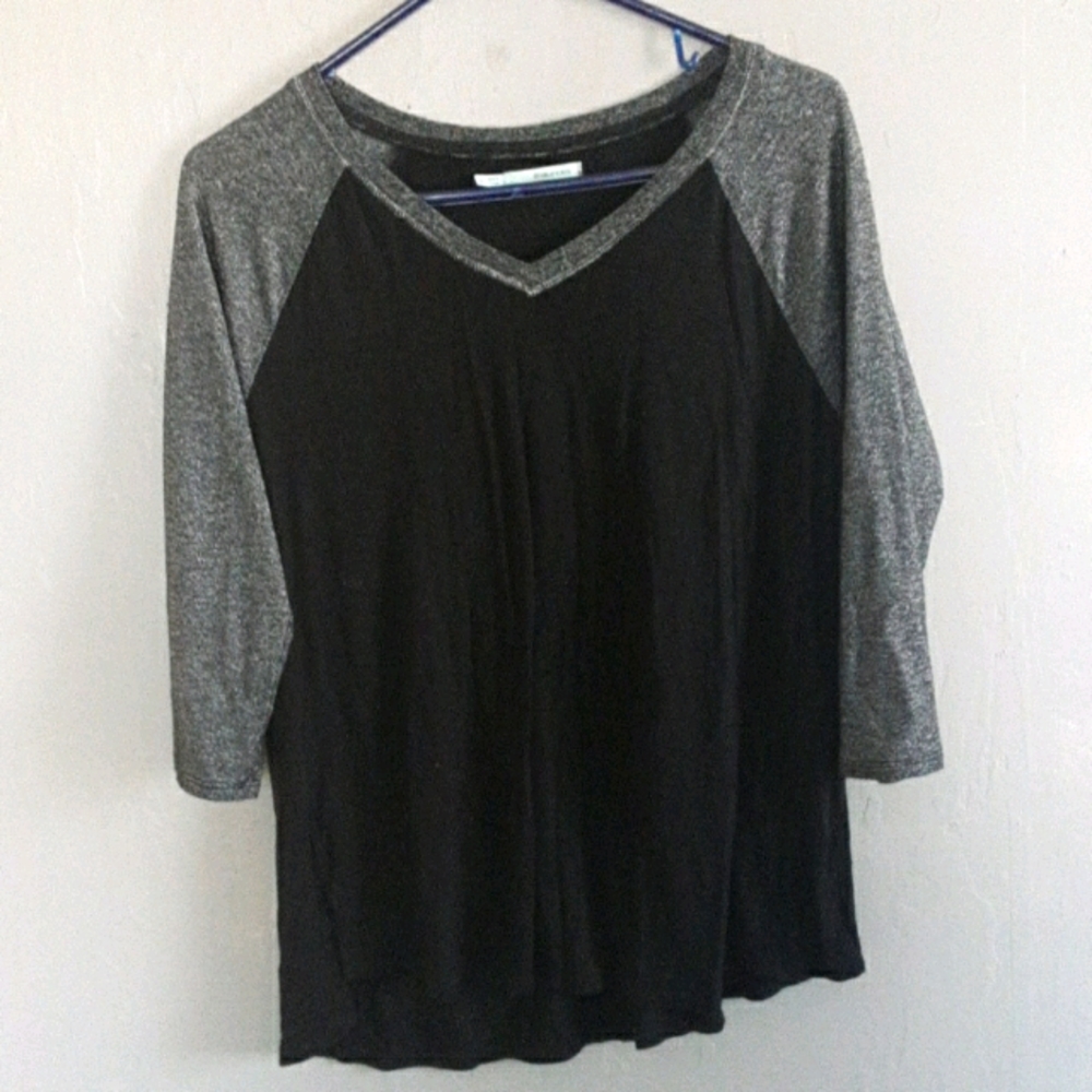 Maurices black 3/4 length sleeve T-shirt